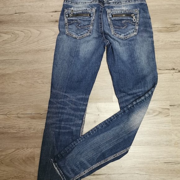 Gently worn, Silver Aiko Skinny jeans, 25x31 - Picture 7 of 9